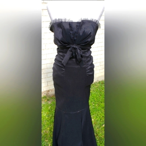 90'S Dancing Queen Gown LBD - Picture 10 of 14